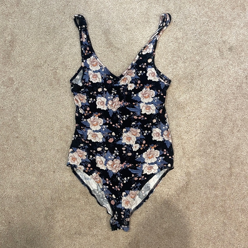 AERIE BODYSUIT SMALL